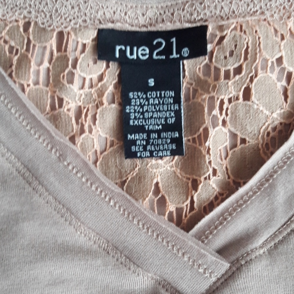 Top - Picture 3 of 4